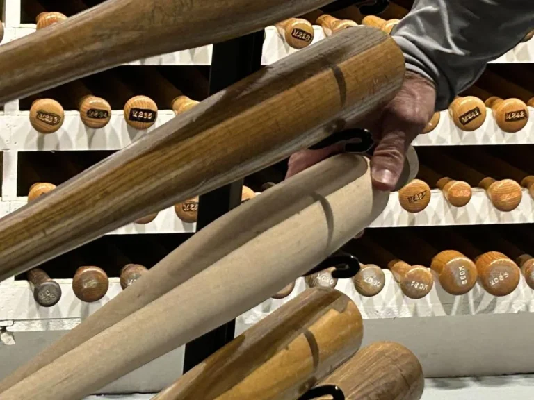 Read more about the article Slugger Museum – Torpedo Bats